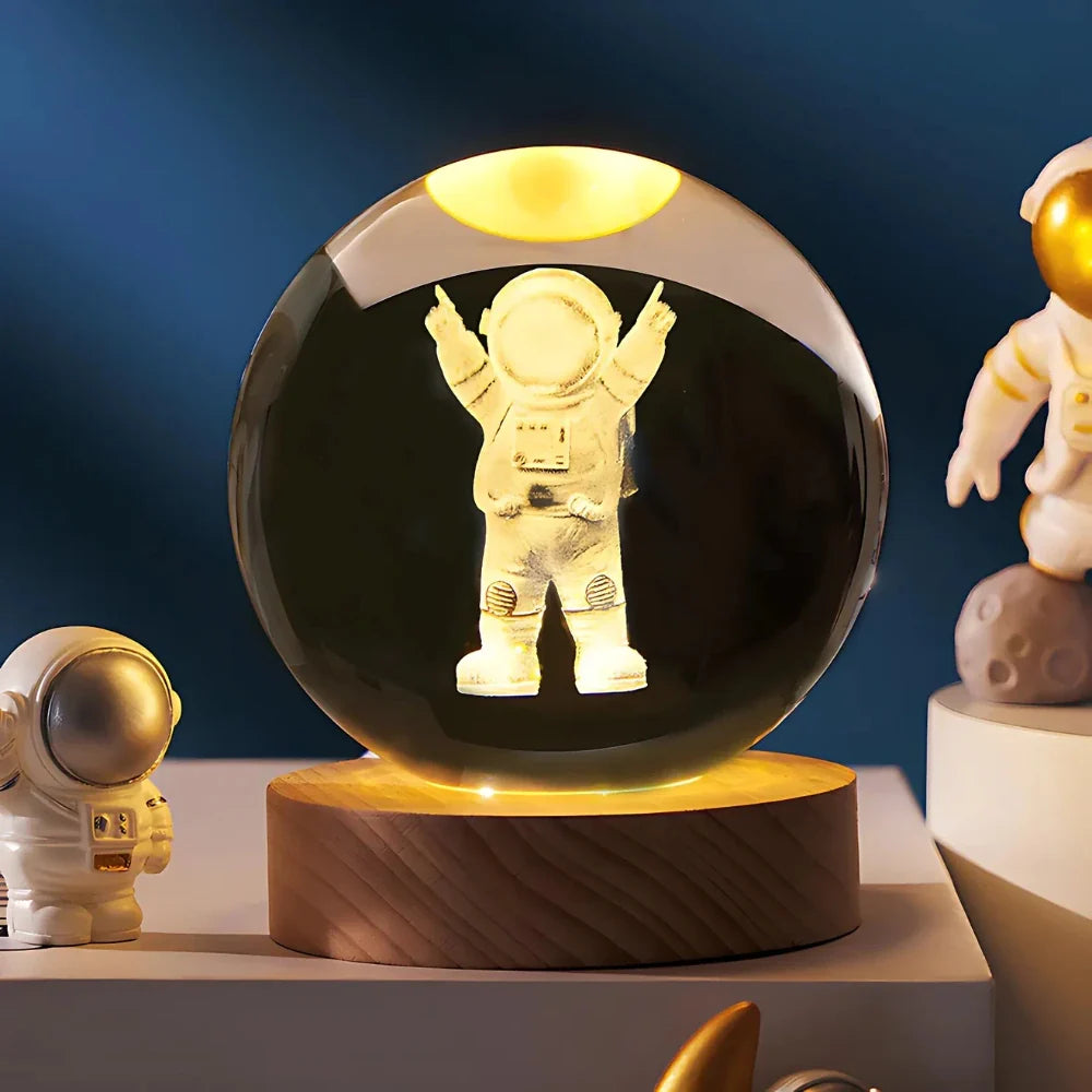 LED Nachtlicht Kristallkugel aus Glas Holzsockel
