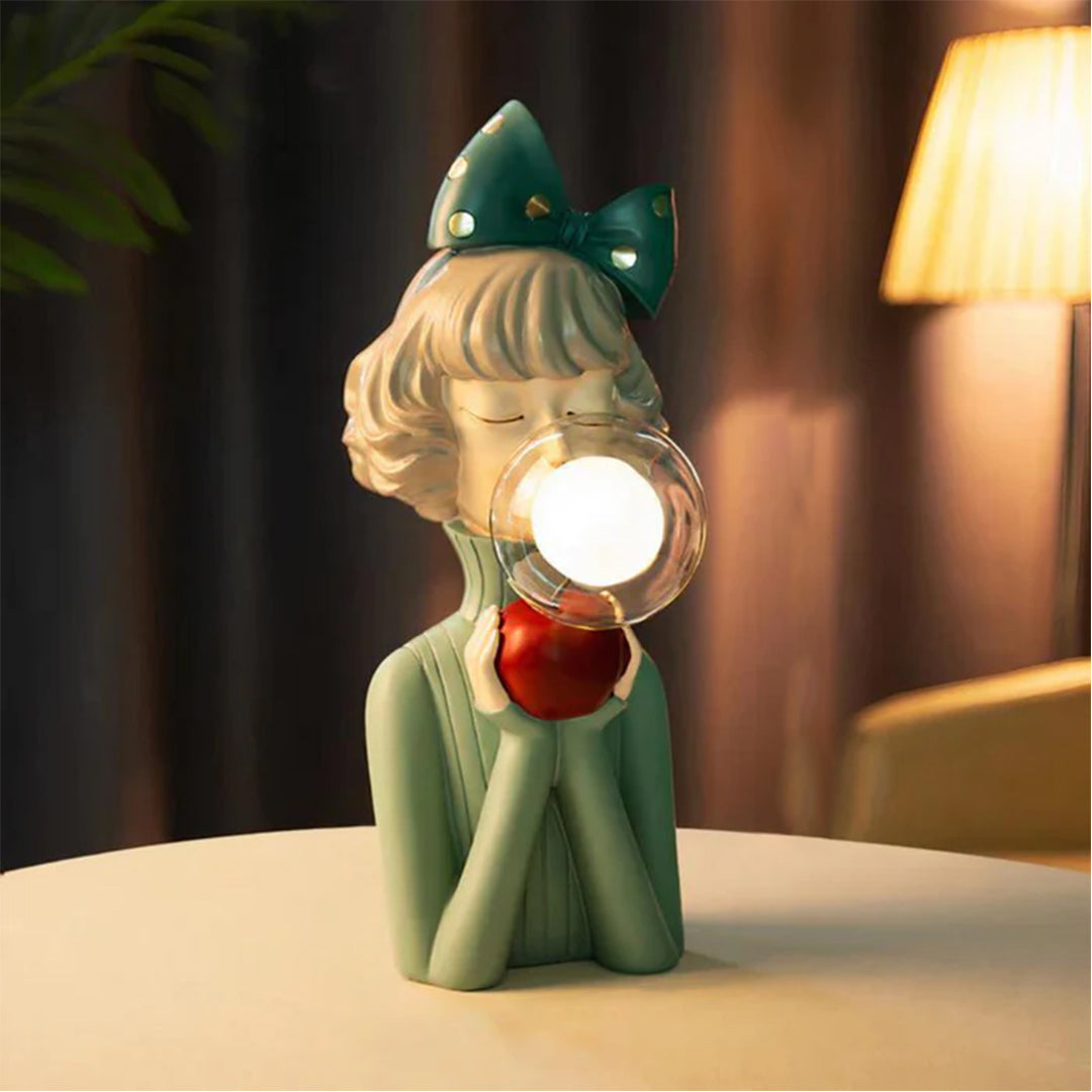 Tischlampe Figur Design aus Harz und Glas