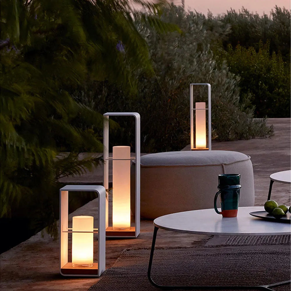 Solar Garten Stehleuchte aus Metall mit LED