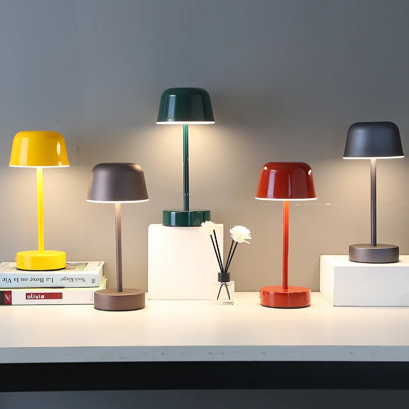 Tischlampe Modern LED Akku Touch Rot Design