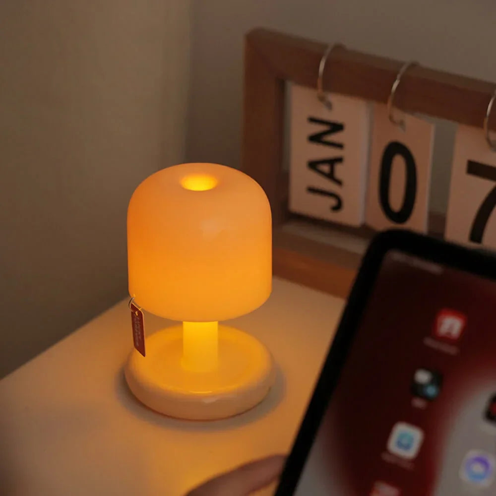 LED Tischlampe Kabellos Mini Pilz Nachtlicht