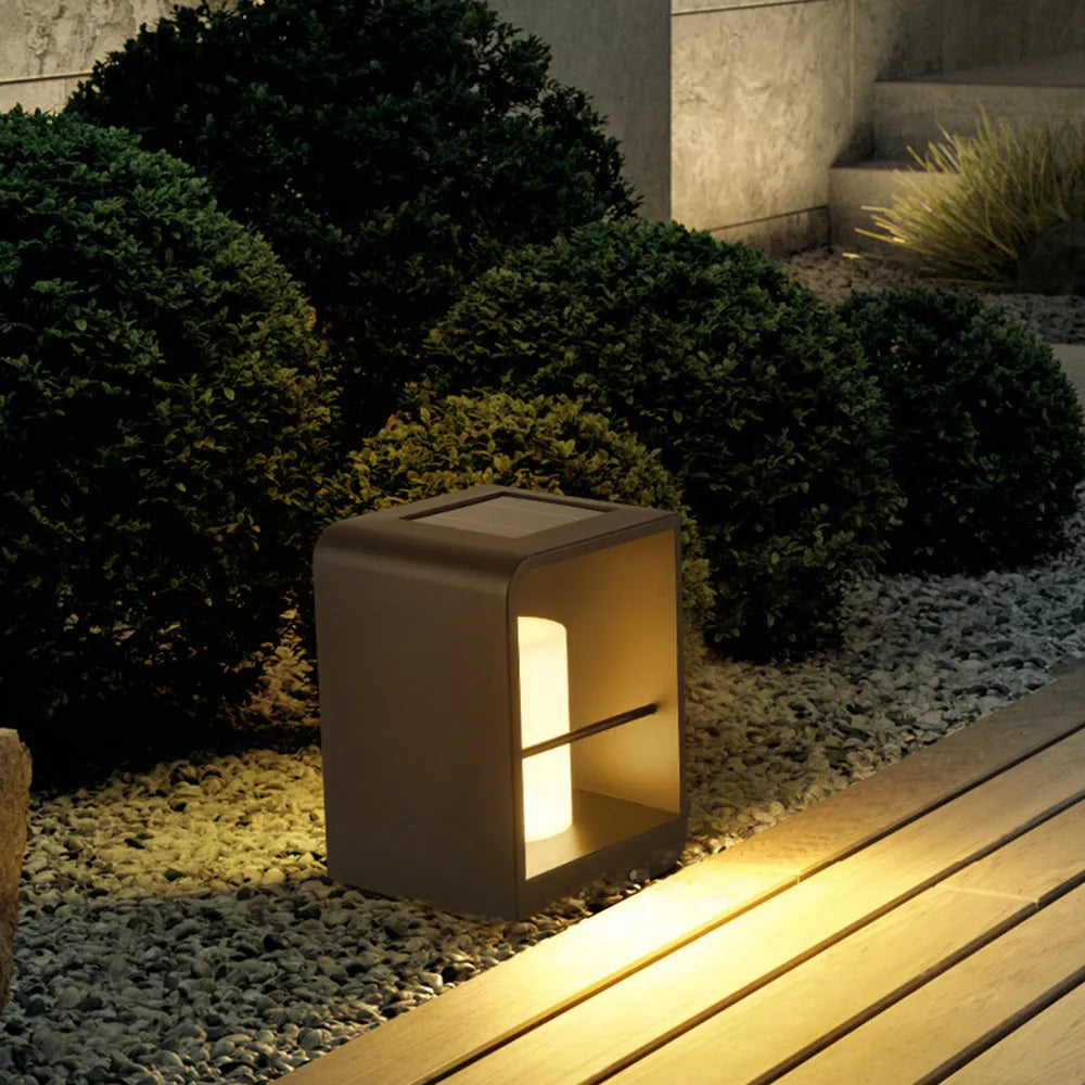 Solar Garten Stehleuchte aus Metall mit LED