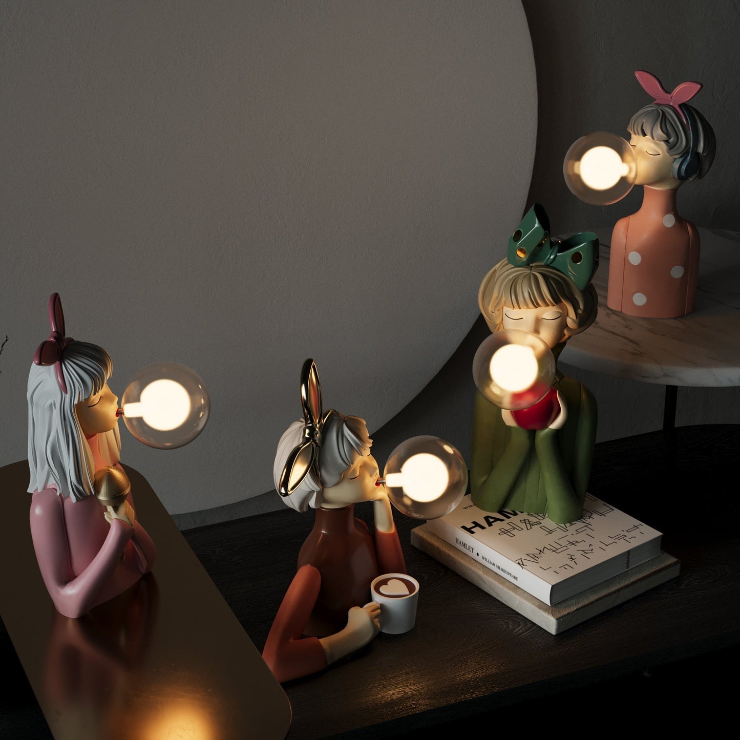 Tischlampe Figur Design aus Harz und Glas