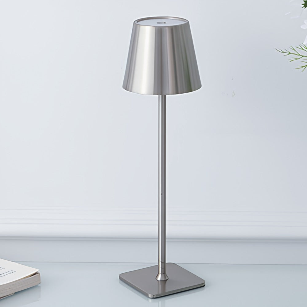 LED Tischlampe dimmbar Metall Akku modern