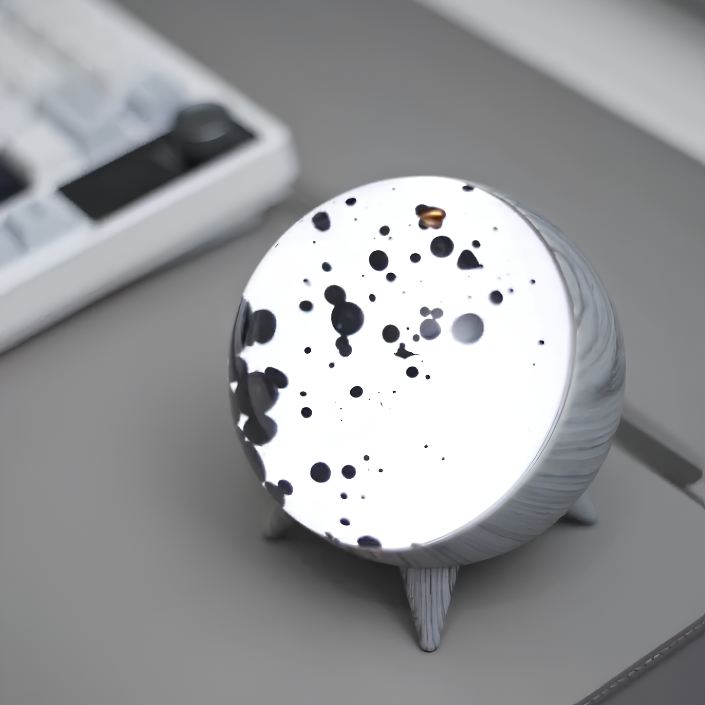 LED Tischlampe Magnetisch Ferrofluid Effekt