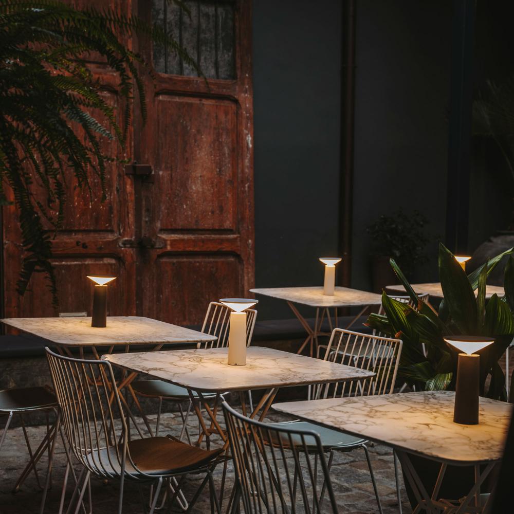 LED Tischlampe Modern Dimmbar Minimalistisches Design