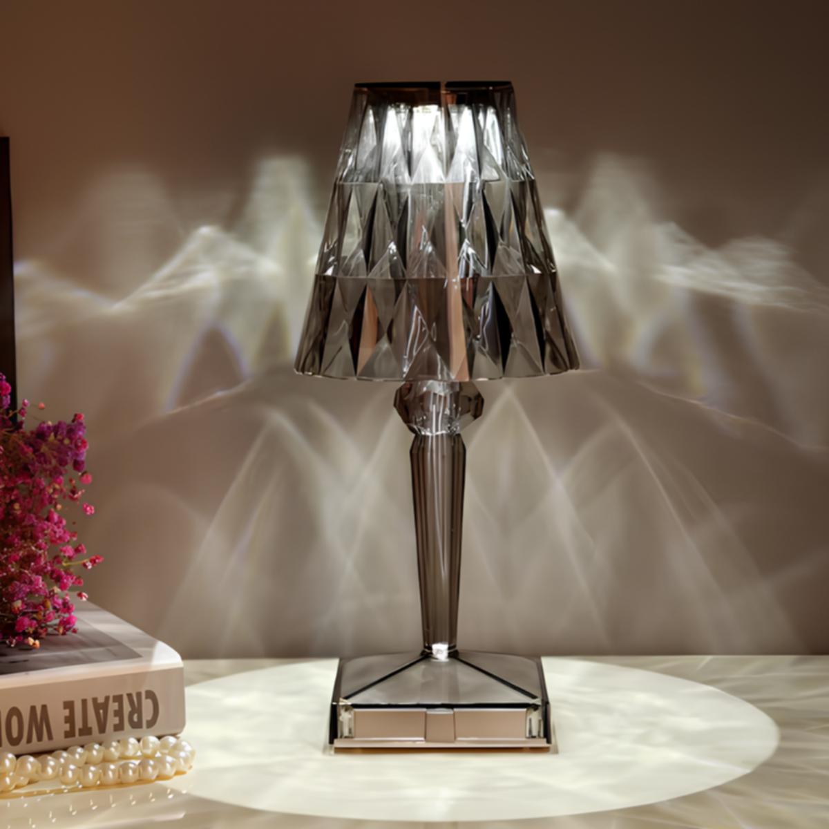 LED Kristall Tischlampe aus Acrylglas Modern