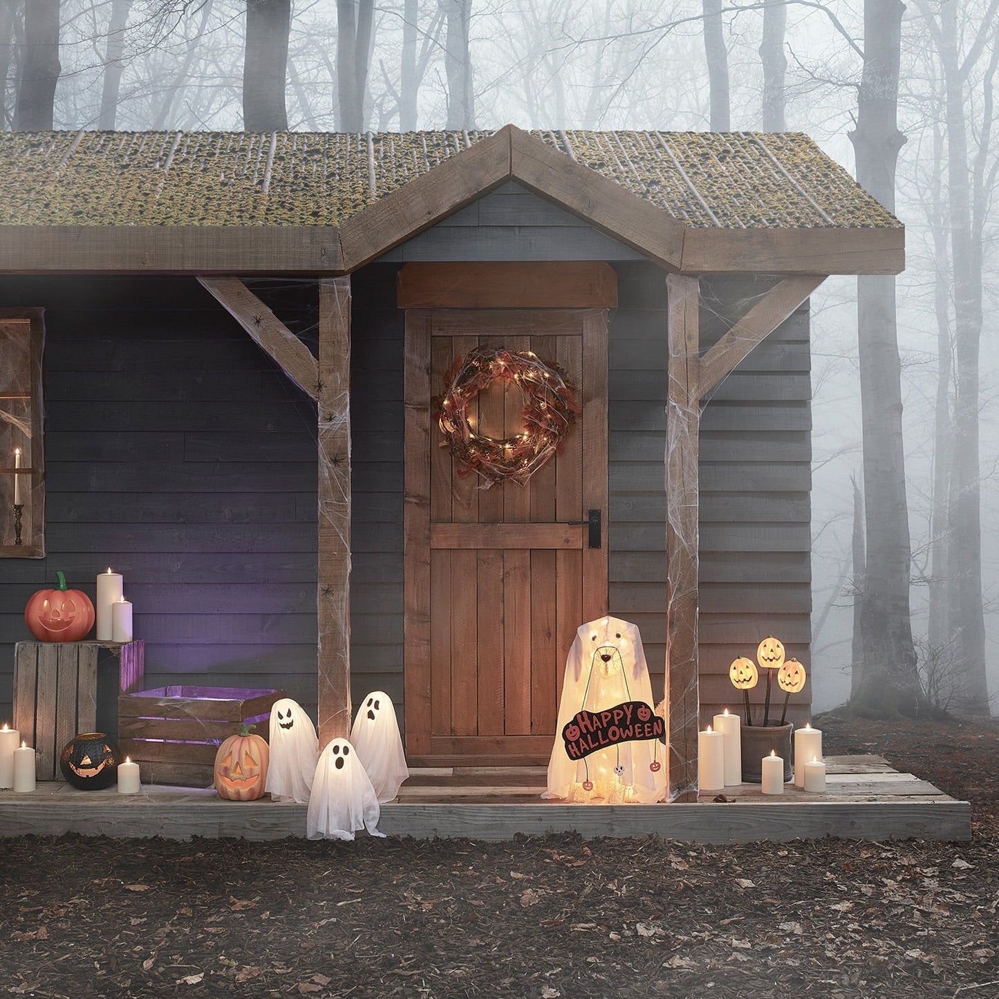 Outdoor-Haunted-House_2.jpg