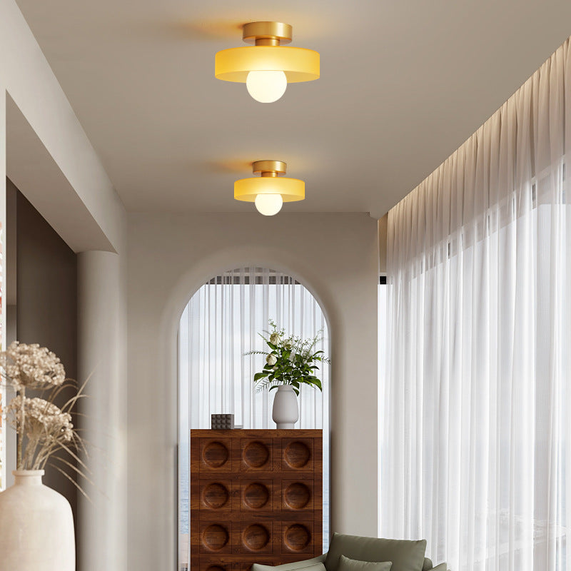 moderne-geometrische-deckenleu-4-c924t6