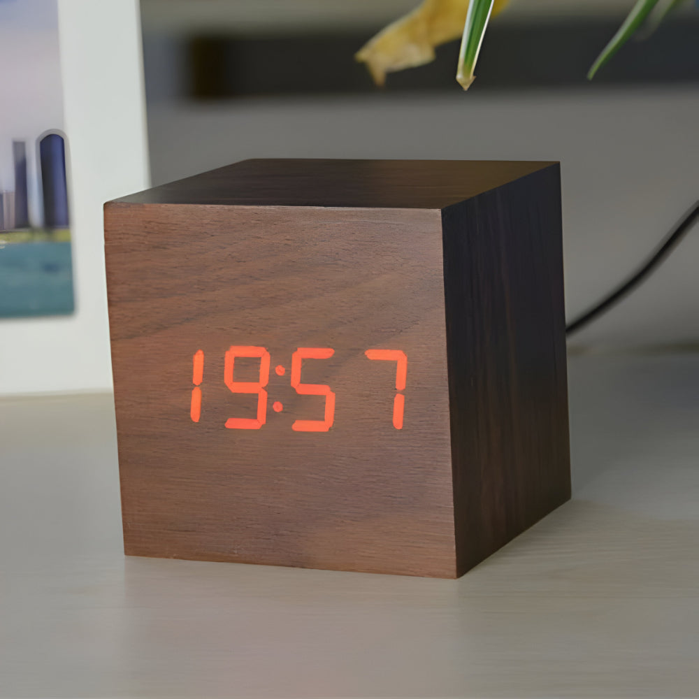 Digitale Holz Tischuhr Modernes Würfeldesign