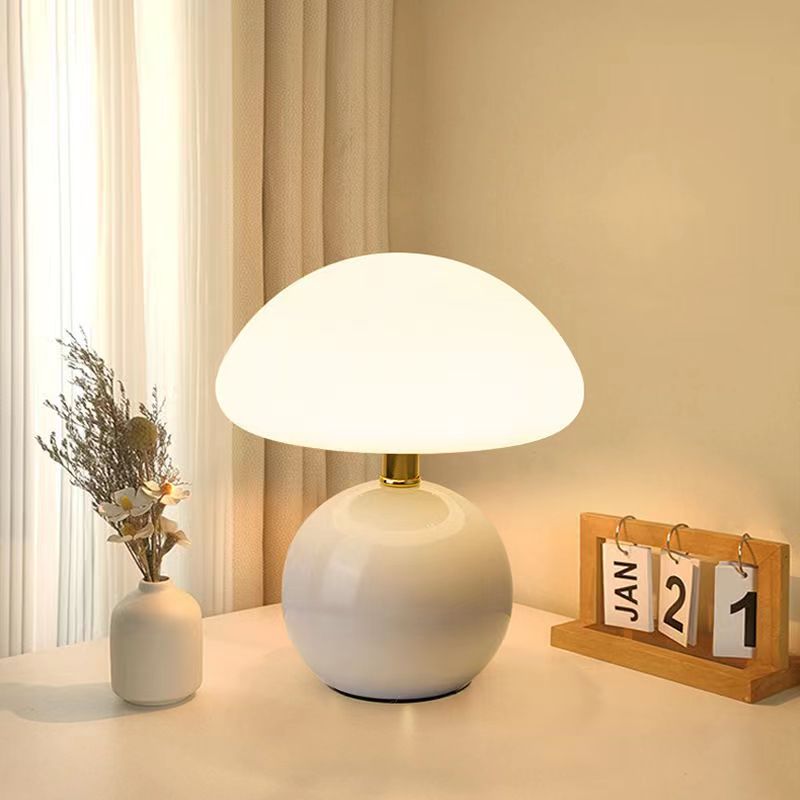LED Tischlampe Weiß Modern Nachttisch