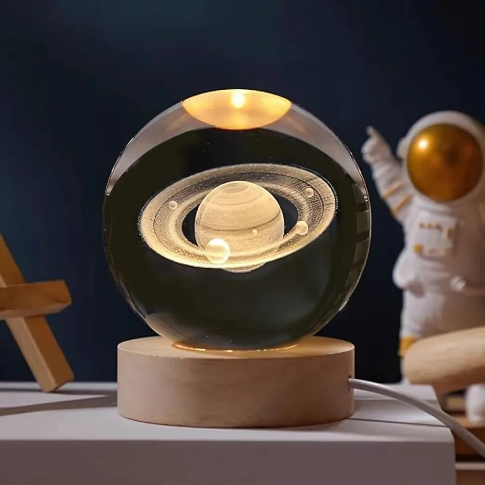 LED Nachtlicht Kristallkugel aus Glas Holzsockel