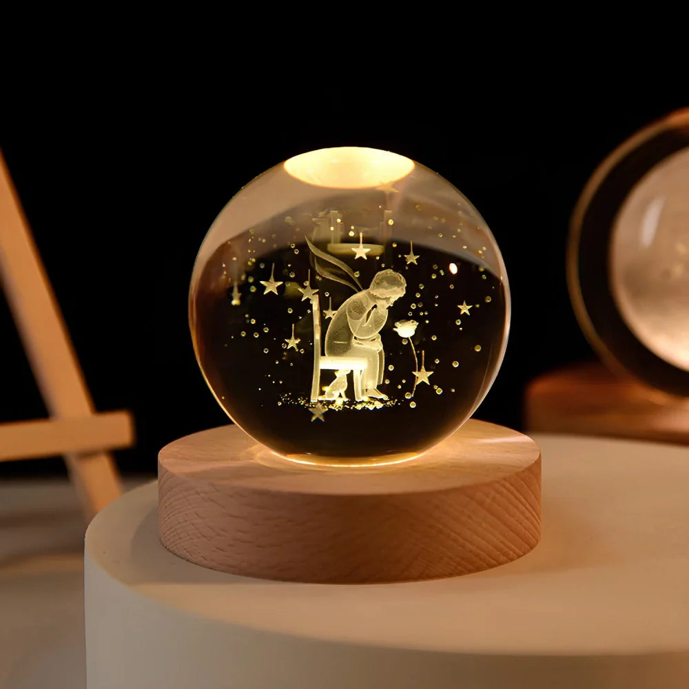 LED Nachtlicht Kristallkugel aus Glas Holzsockel