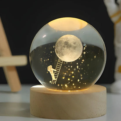 LED Nachtlicht Kristallkugel aus Glas Holzsockel