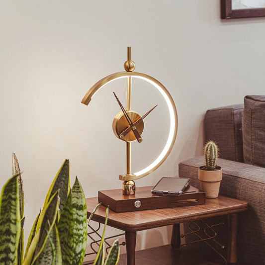 Tischlampe Holz LED mit Uhr und Ladefunktion
