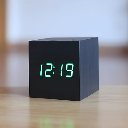 Digitale Holz Tischuhr Modernes Würfeldesign