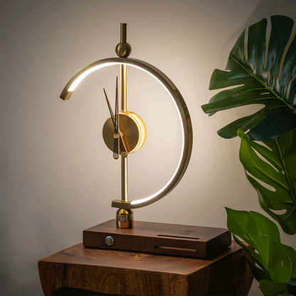 Tischlampe Holz LED mit Uhr und Ladefunktion